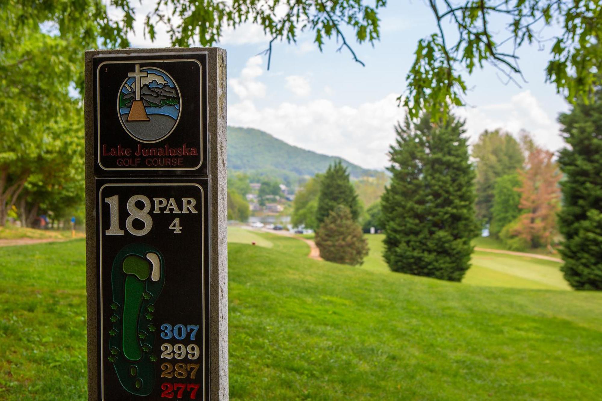 Hood Lower Lake Junaluska エクステリア 写真